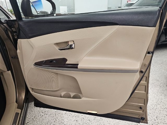 Toyota Venza 4dr Wgn I4 FWD (Natl) 2009