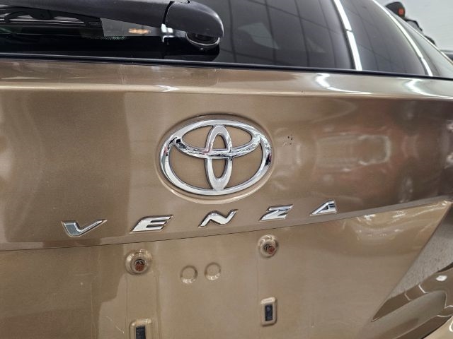 Toyota Venza 4dr Wgn I4 FWD (Natl) 2009