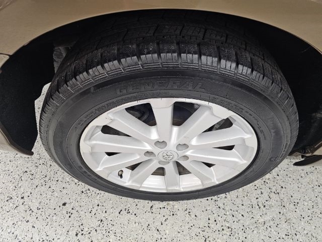 Toyota Venza 4dr Wgn I4 FWD (Natl) 2009