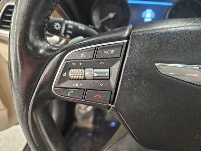 Genesis G90 5.0L Ultimate AWD 2017