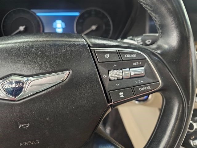 Genesis G90 5.0L Ultimate AWD 2017