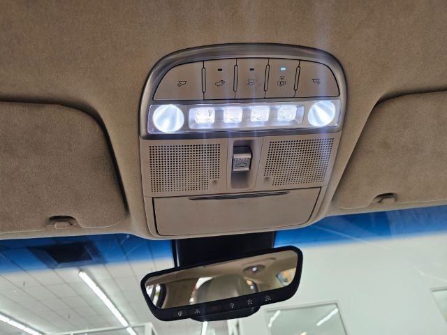 Genesis G90 5.0L Ultimate AWD 2017