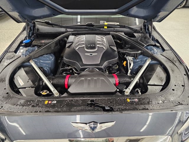 Genesis G90 5.0L Ultimate AWD 2017