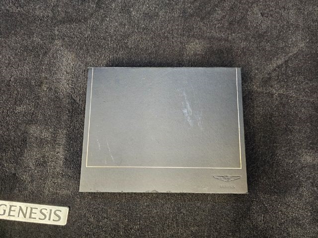 Genesis G90 5.0L Ultimate AWD 2017