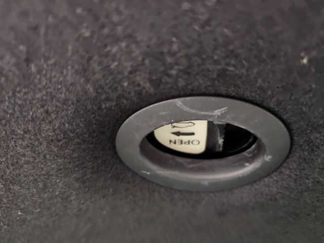 Genesis G90 5.0L Ultimate AWD 2017