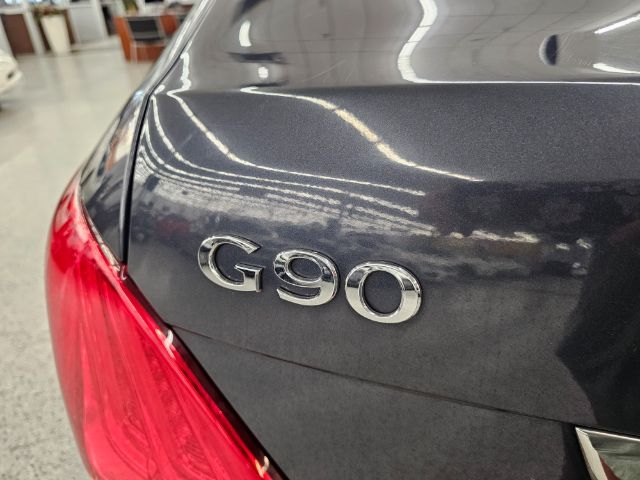 Genesis G90 5.0L Ultimate AWD 2017