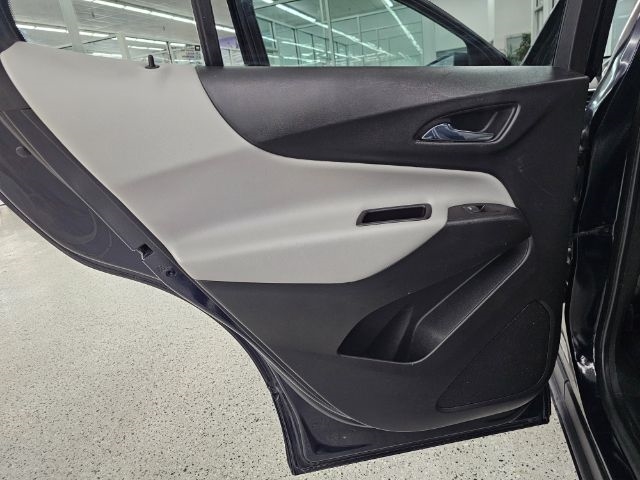 Chevrolet Equinox FWD 4dr LS w/1LS 2021