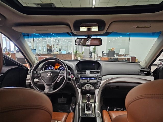 Acura TL 4dr Sdn Auto SH-AWD Tech 2010