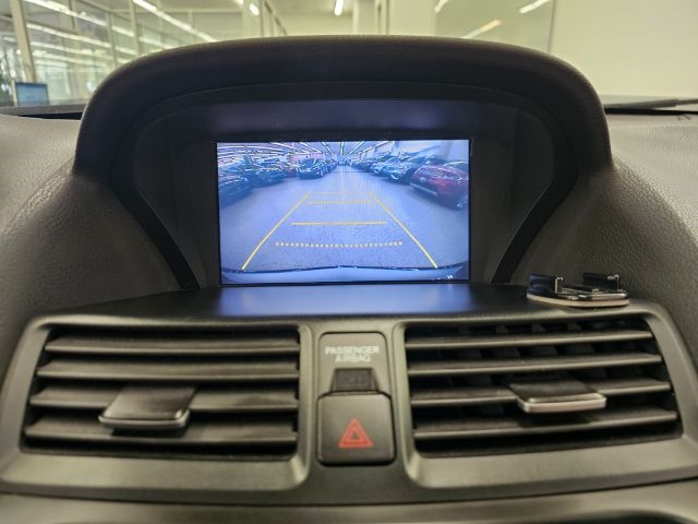 Acura TL 4dr Sdn Auto SH-AWD Tech 2010