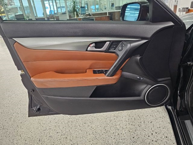 Acura TL 4dr Sdn Auto SH-AWD Tech 2010