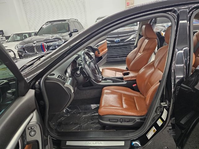 Acura TL 4dr Sdn Auto SH-AWD Tech 2010