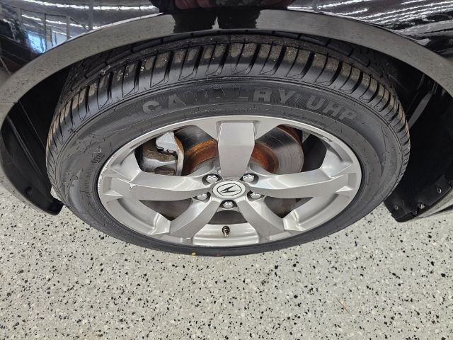 Acura TL 4dr Sdn Auto SH-AWD Tech 2010