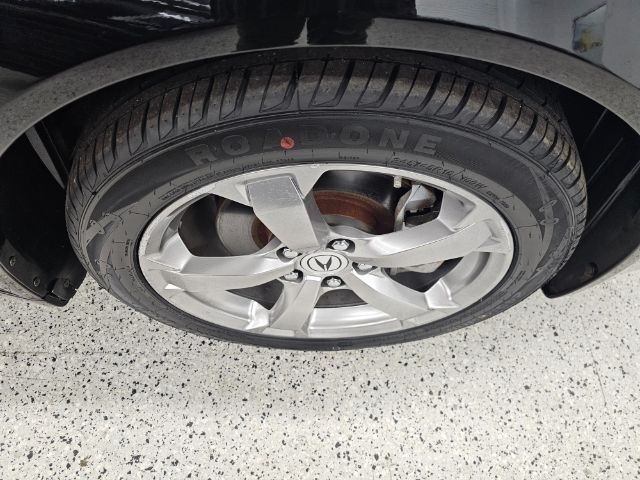 Acura TL 4dr Sdn Auto SH-AWD Tech 2010