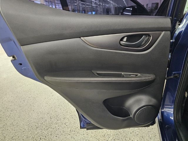 Nissan Rogue Sport FWD S 2019