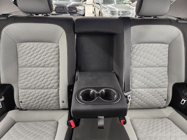 Chevrolet Equinox FWD 4dr LS w/1LS 2018