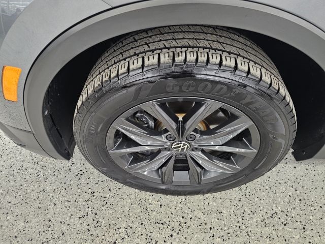 Volkswagen Tiguan 2.0T Wolfsburg Edition 4MOTION 2024