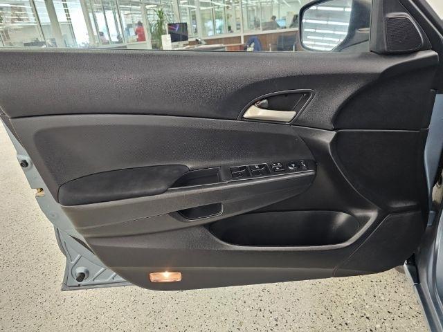 Honda Accord Sdn 4dr I4 Auto LX 2012