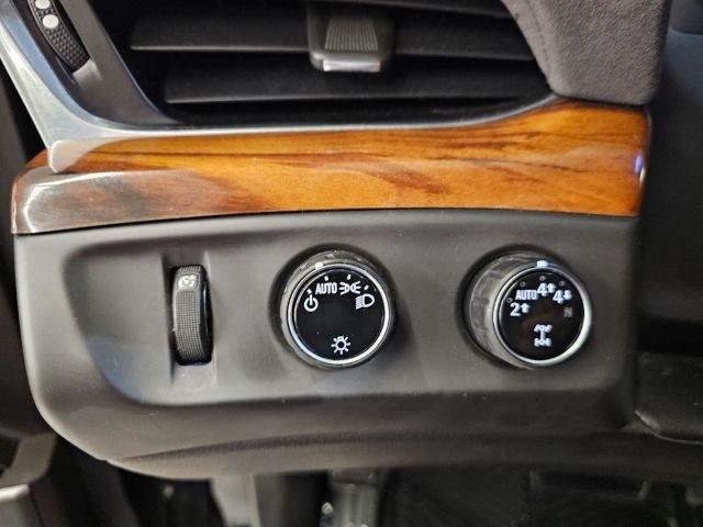 Cadillac Escalade 4WD 4dr Luxury 2017