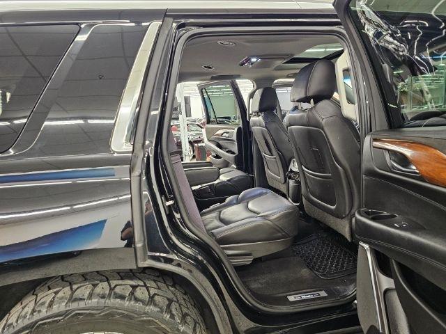 Cadillac Escalade 4WD 4dr Luxury 2017