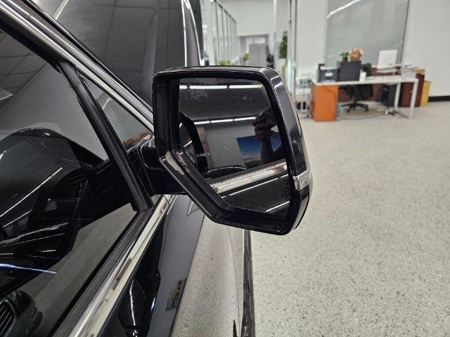 Cadillac Escalade 4WD 4dr Luxury 2017