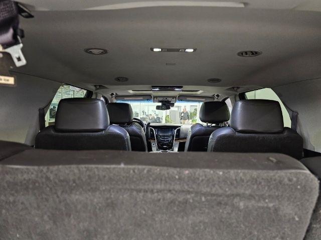 Cadillac Escalade 4WD 4dr Luxury 2017