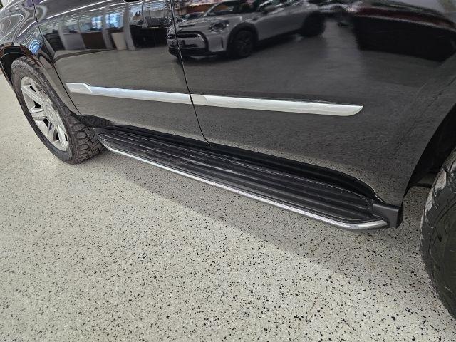 Cadillac Escalade 4WD 4dr Luxury 2017