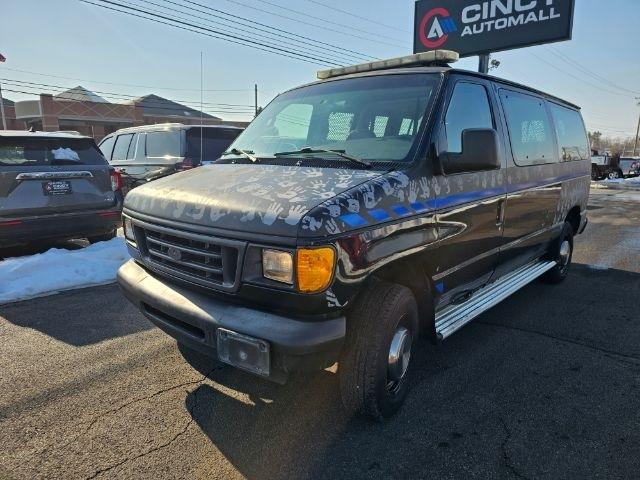 2003 Ford Econoline Wagon E-350 Super XL