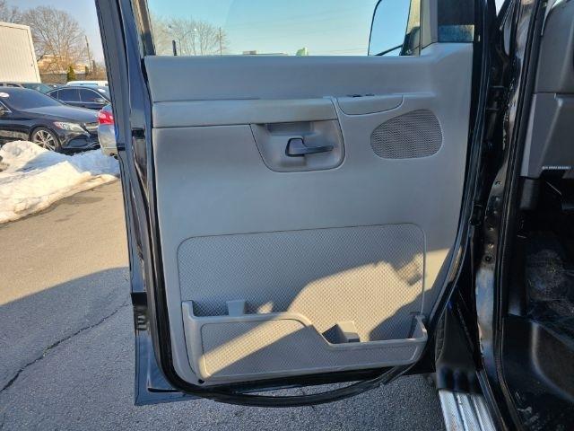 Ford Econoline Wagon E-350 Super Chateau 2003