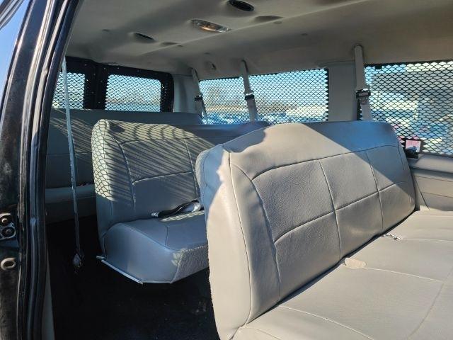 Ford Econoline Wagon E-350 Super Chateau 2003