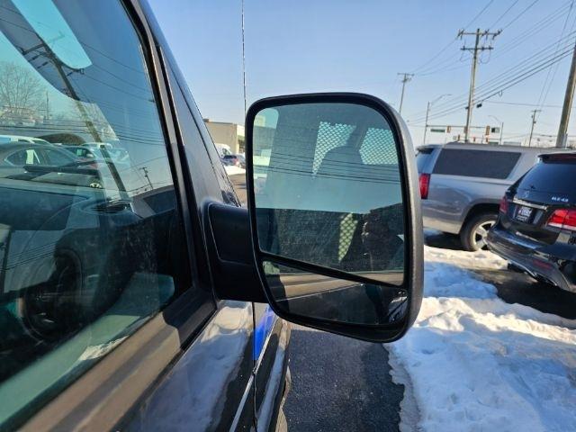 Ford Econoline Wagon E-350 Super Chateau 2003