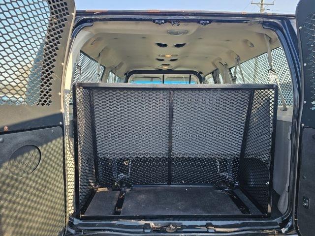 Ford Econoline Wagon E-350 Super Chateau 2003