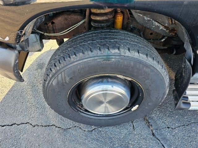 Ford Econoline Wagon E-350 Super Chateau 2003