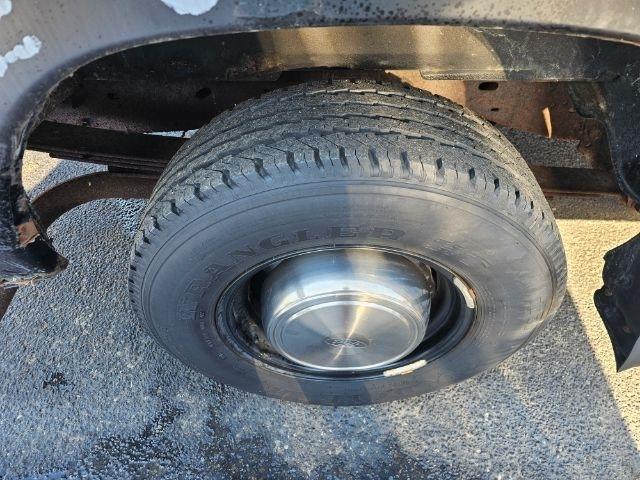 Ford Econoline Wagon E-350 Super Chateau 2003