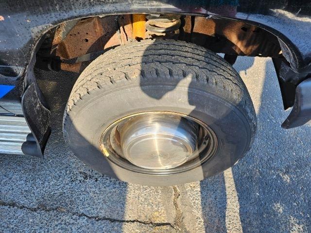 Ford Econoline Wagon E-350 Super Chateau 2003