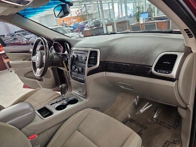 Jeep Grand Cherokee 4WD 4dr Laredo 2012