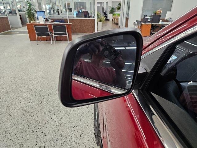 Jeep Grand Cherokee 4WD 4dr Laredo 2012