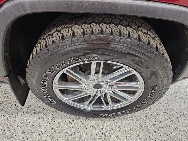 Jeep Grand Cherokee 4WD 4dr Laredo 2012