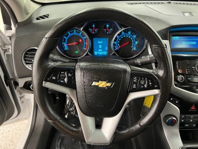 Chevrolet Cruze 4dr Sdn ECO w/1XF 2011