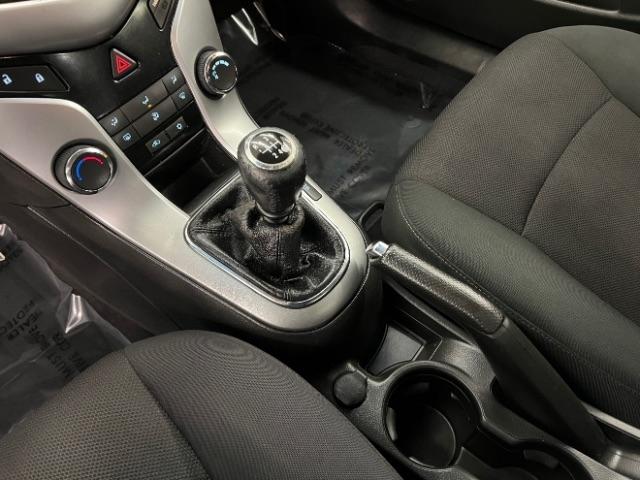 Chevrolet Cruze 4dr Sdn ECO w/1XF 2011