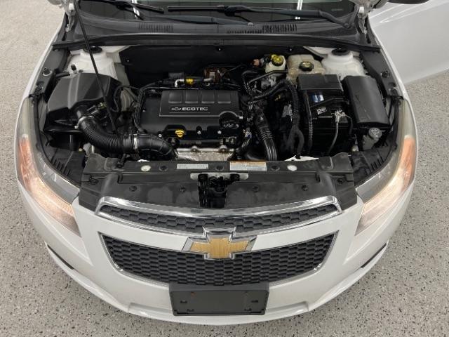 Chevrolet Cruze 4dr Sdn ECO w/1XF 2011