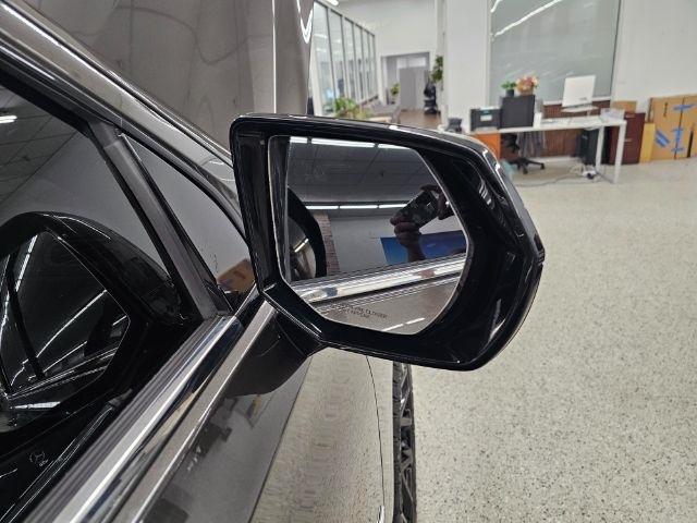 Chevrolet Tahoe 4WD 4dr LT 2021