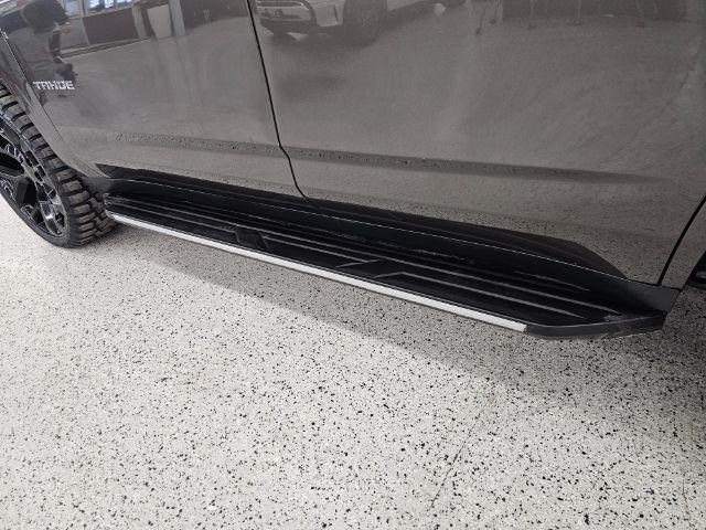 Chevrolet Tahoe 4WD 4dr LT 2021