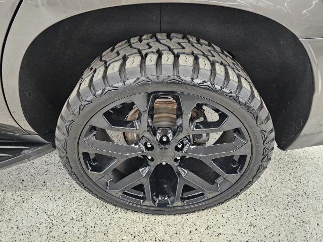 Chevrolet Tahoe 4WD 4dr LT 2021