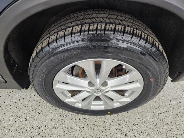 Nissan Rogue AWD 4dr SV 2015