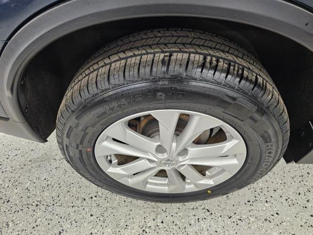 Nissan Rogue AWD 4dr SV 2015