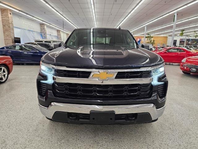 Chevrolet Silverado 1500 4WD Crew Cab 157" LT 2022