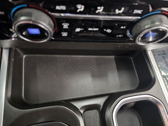 Chevrolet Silverado 1500 4WD Crew Cab 157" LT 2022