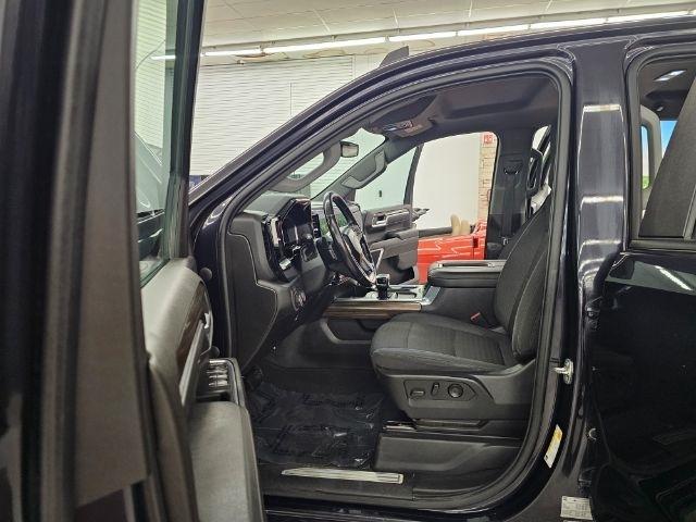 Chevrolet Silverado 1500 4WD Crew Cab 157" LT 2022