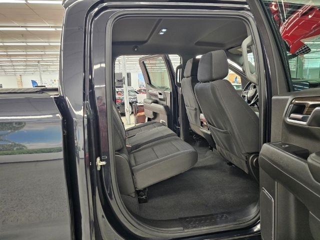 Chevrolet Silverado 1500 4WD Crew Cab 157" LT 2022