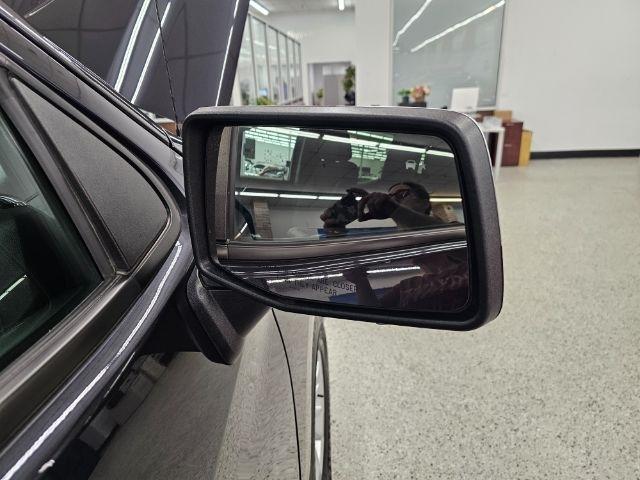 Chevrolet Silverado 1500 4WD Crew Cab 157" LT 2022